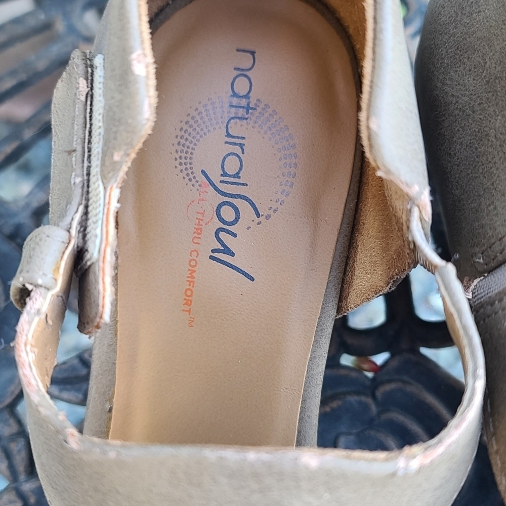 Natural Soul Women's Taupe Mules Size 7.5. Some Scratches On It.